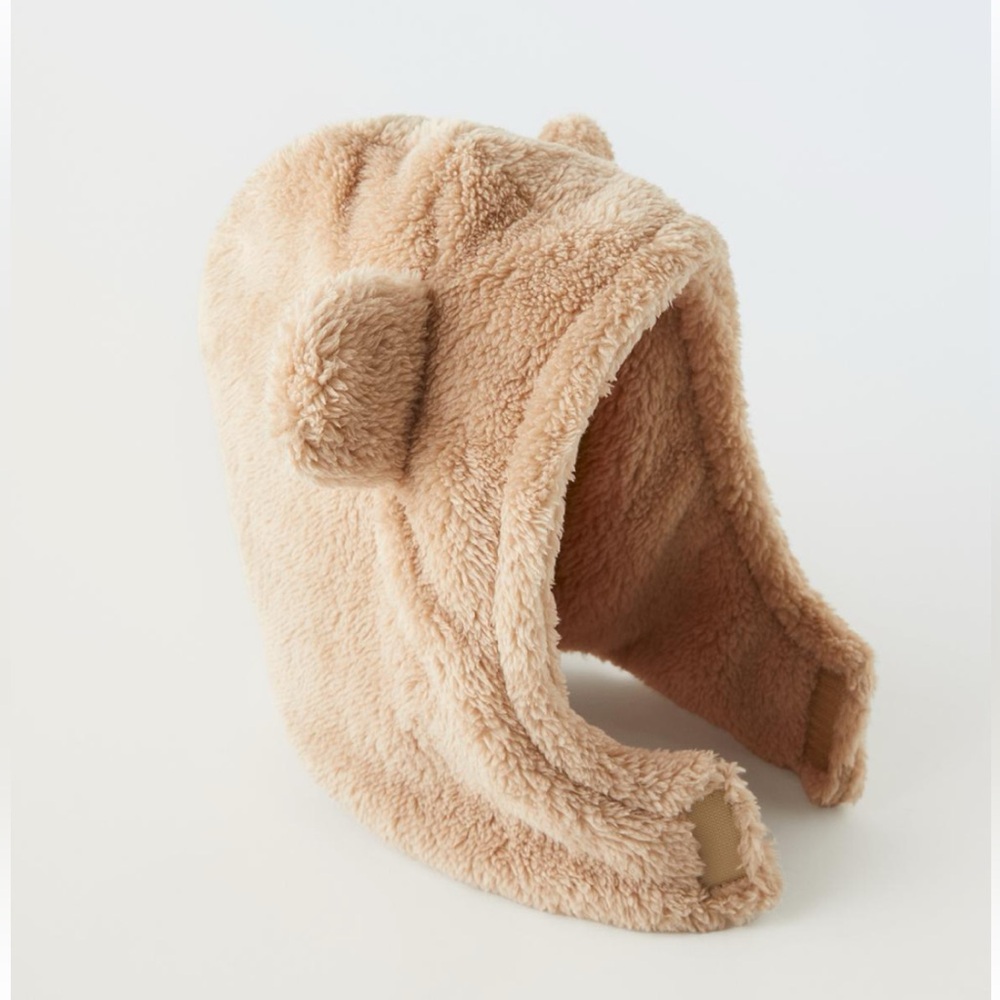 NWT Zara 3-6Y faux fur hat with ears